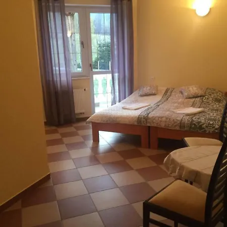 Guest house R&m Orzechowscy *